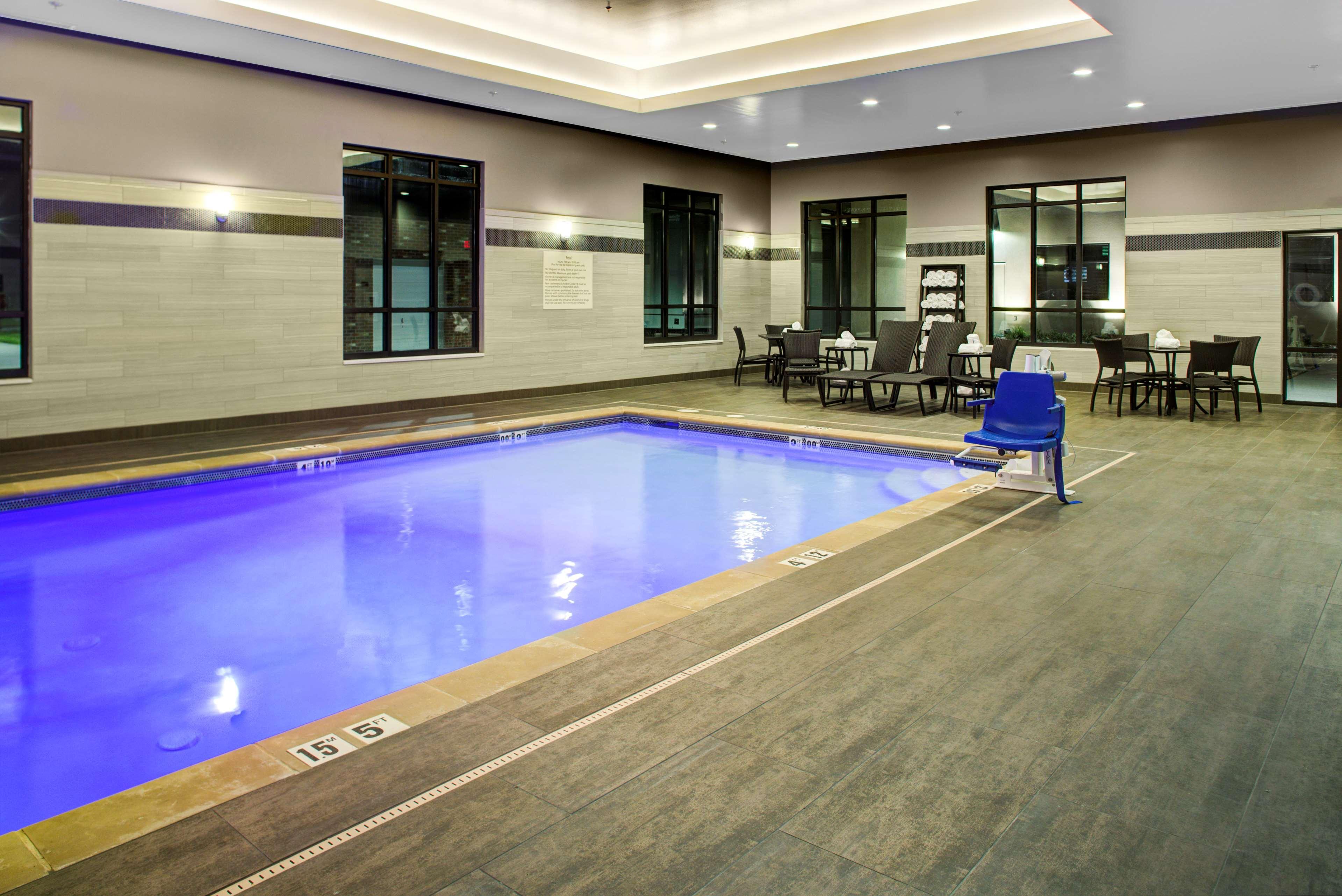 Hampton Inn & Suites Pittsburg Kansas Crossing Casino Near Pitt State Univ Exterior photo